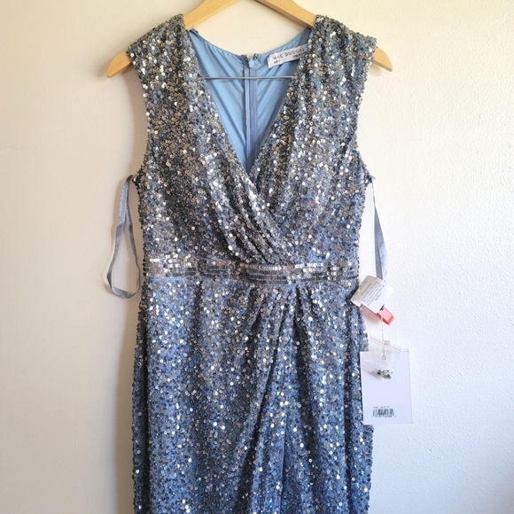 Mac Duggal Blue Sequin Gown - Picture 7 of 13